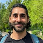 Music teacher in both Arabic and English, tailored to all skill levels.